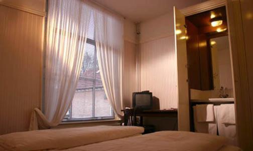 Guesthouse De Utrechtsche Dom Gouda Pokój zdjęcie